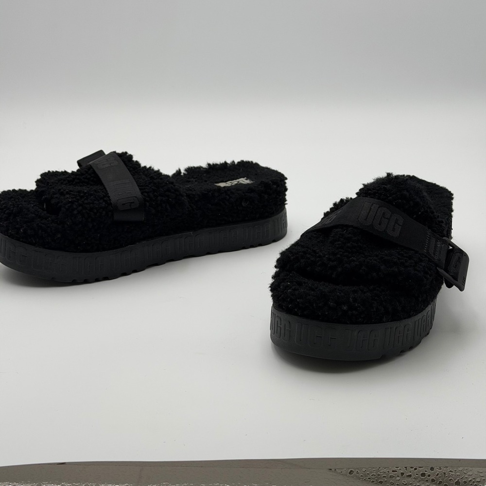 UGG Fluffita Womens 10 Black Curly Sheepskin Platform Slide Sandals 1113475